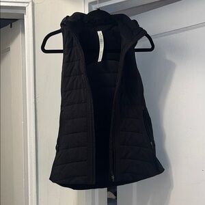 Lululemon Hooded Vest size 6